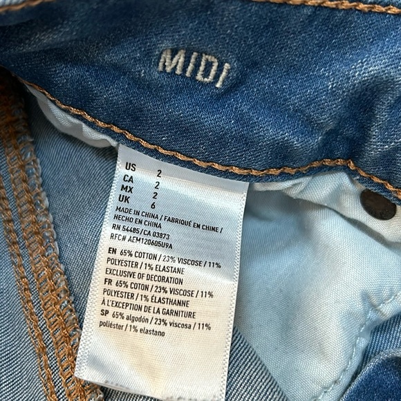 Size 2 American Eagle midi denim Jean shorts - Picture 4 of 5